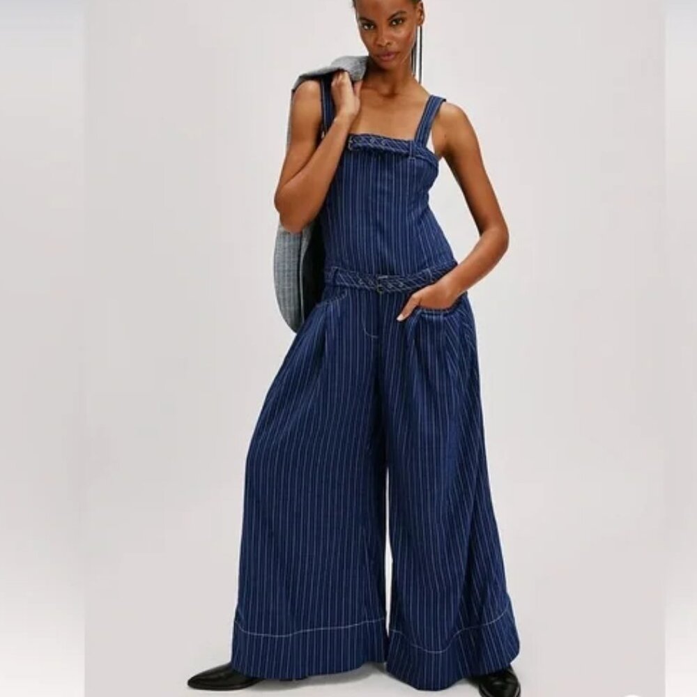 FREE PEOPLE Flores Jumpsuit CUTE! Pin stripes Wide Leg Vintage Denim Overalls S - Picture 1 of 12